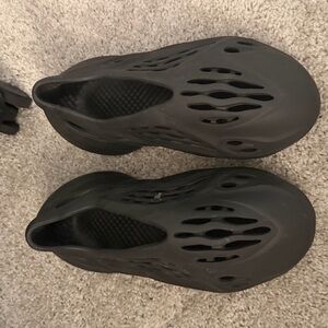 Yeezy Foam Runnee